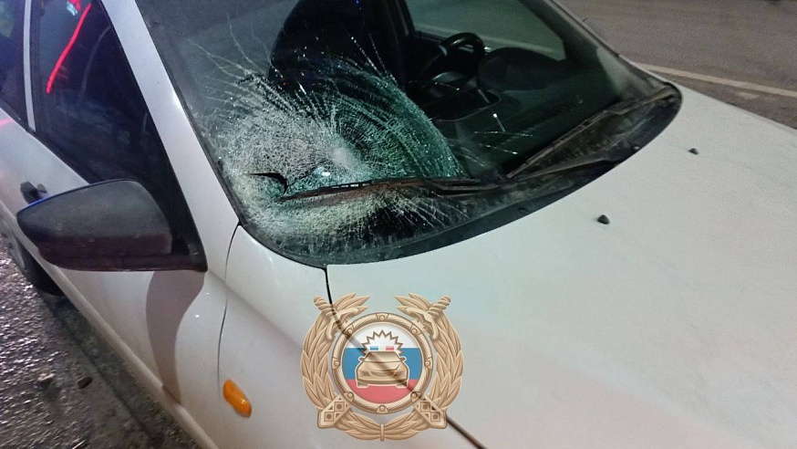 В Саратове водитель легковушки сбил 21-летнюю девушку