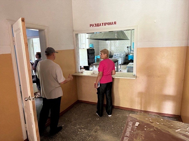 Саратовские мусульмане восстанавливают детский лагерь "Зеркальный"