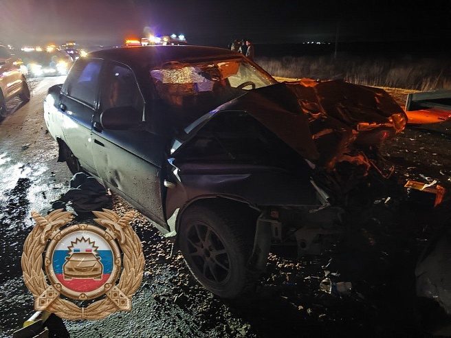 В массовой аварии под Саратовом пострадали ребенок и четверо взрослых