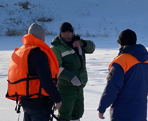 В Энгельсе за выход на лед составили три протокола