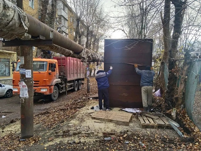 В Саратове с начала года демонтировали более тысячи незаконных построек
