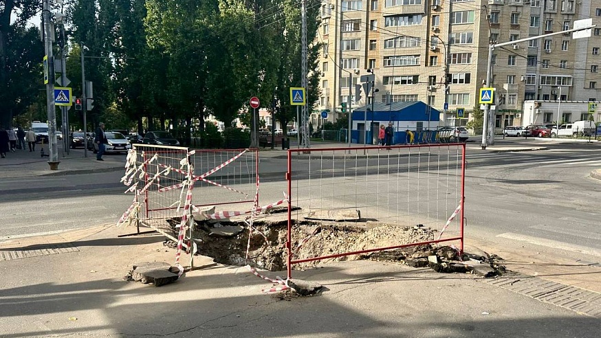 Коммунальщики сорвали сроки завершения земляных работ в центре Саратова