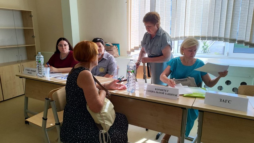 Штаб по восстановлению документов жильцов дома на Блинова работает в школе № 103