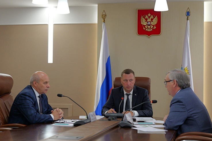 182 саратовских студента заключили договоры о целевом обучении по педагогическим направлениям