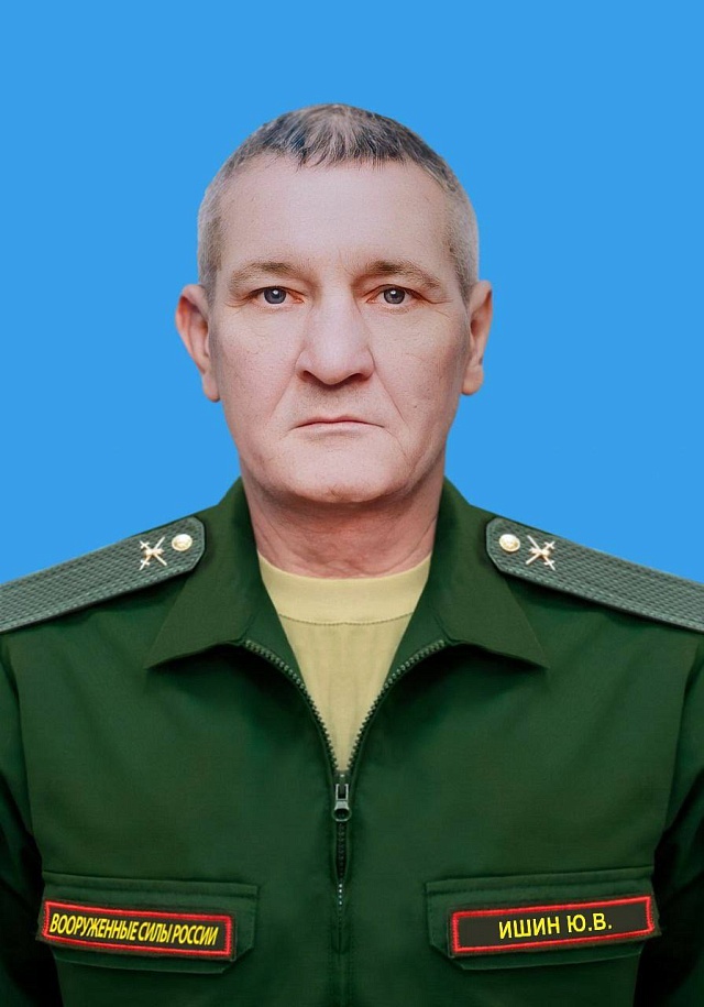 Балашовский район прощается с погибшими бойцами Евгением Кадралиевым и Юрием Ишиным