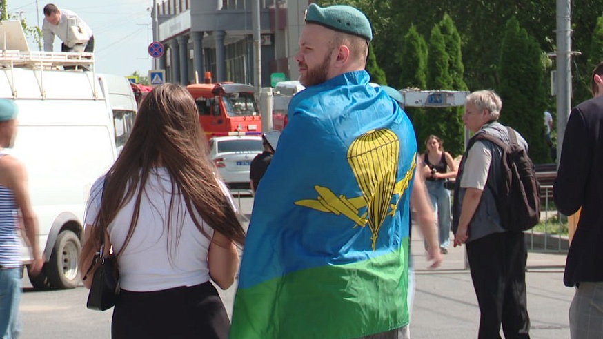 В Саратове отметили День войск "дяди Васи"