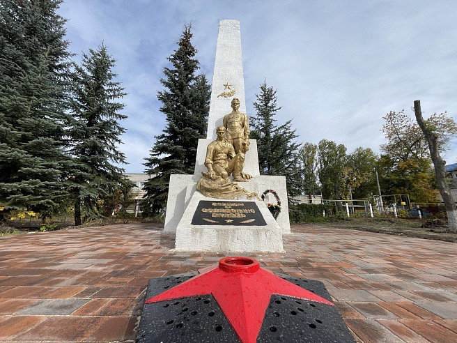 В Саратовской области обновили памятник Борцам Революции