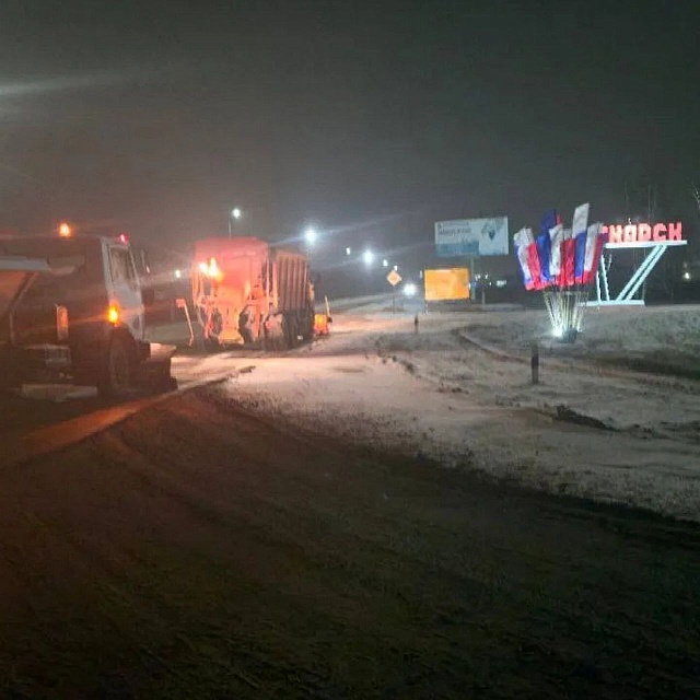 Почти 900 единиц спецтехники готово выйти на борьбу с последствиями очередного снегопада