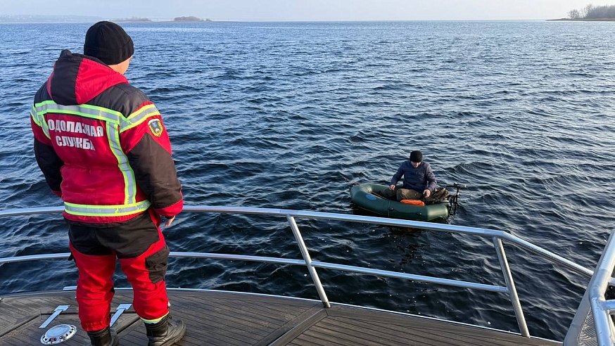 Саратовские спасатели напомнили о правилах безопасной навигации на Волге