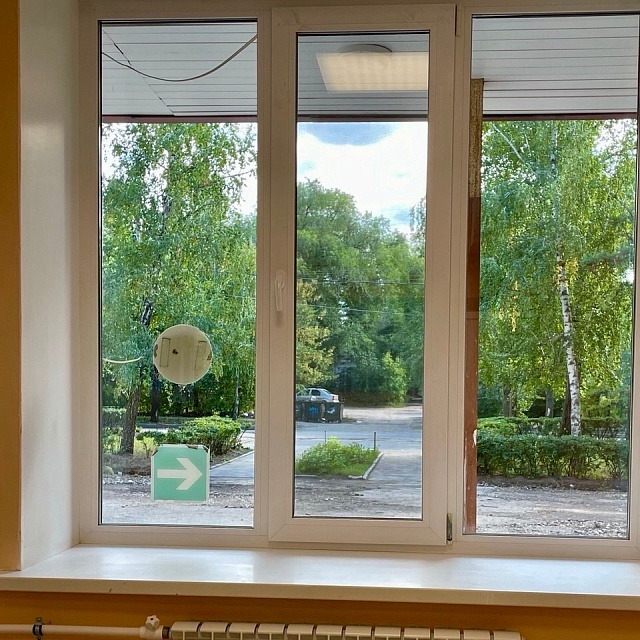 Балаковскую районную поликлинику капитально ремонтируют