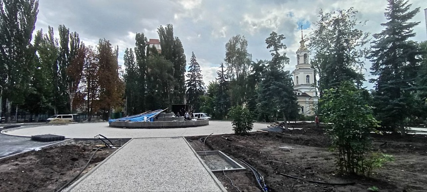 Новый фонтан на Ильинской площади Саратова откроют ко Дню города