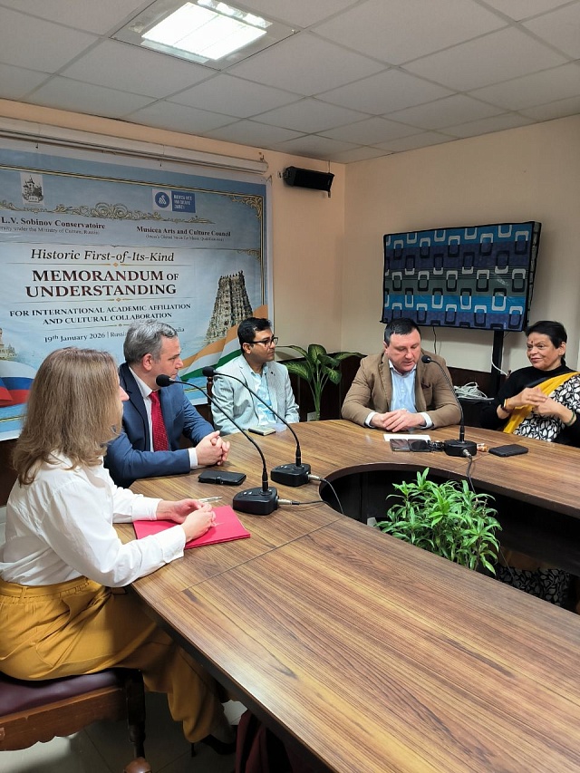 Делегация саратовской консерватории провела переговоры в Индии