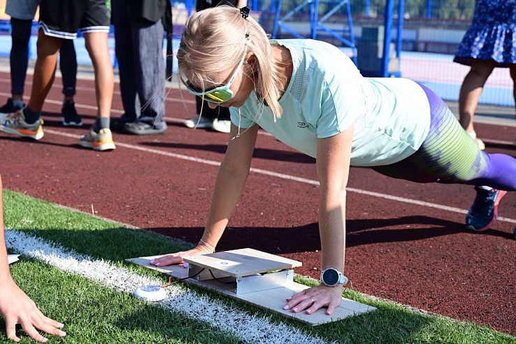 Балаковские атомщики и члены их семей приняли участие в Едином дне ГТО