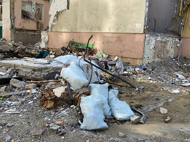 На Блинова идет укрепление дома №4 после взрыва газовоздушной смеси в доме №2