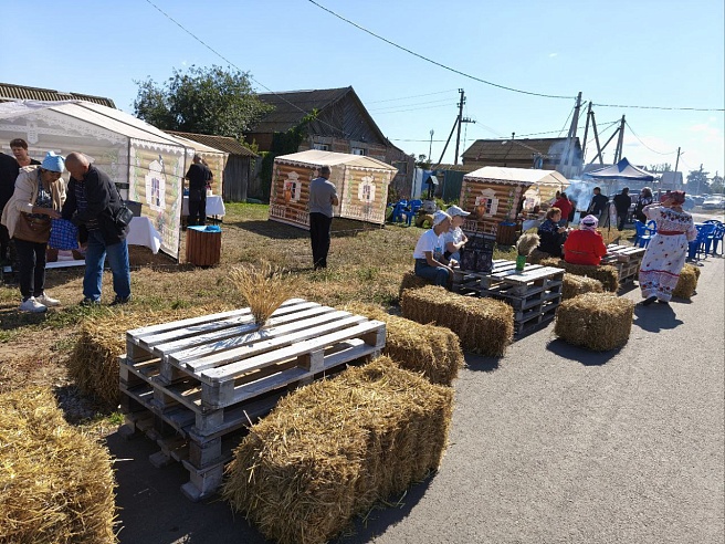 В Смеловке горожане дегустировали блюда из лука