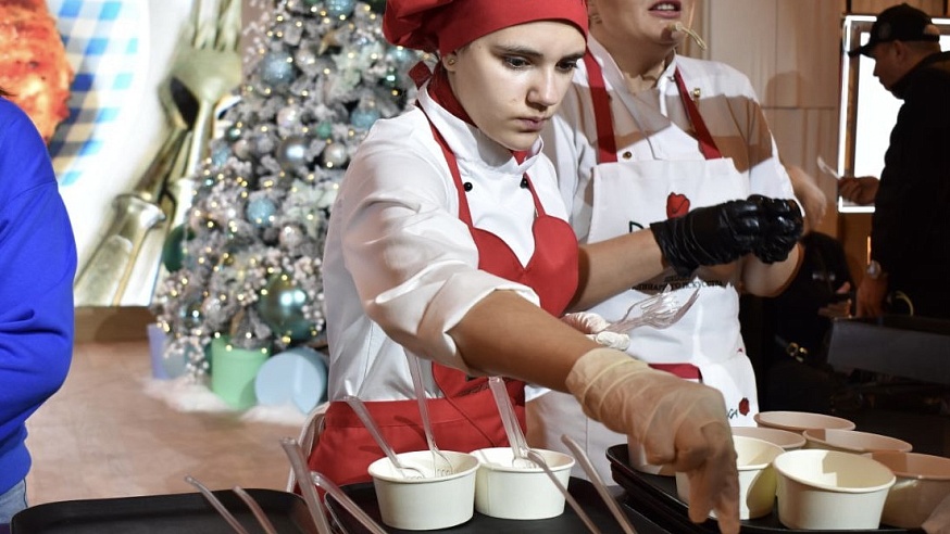 Жители России смогли попробовать лучшие блюда Саратовской области 