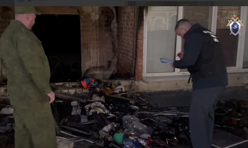 В Саратове молодой мужчина пытался сжечь рабочего и устроил пожар