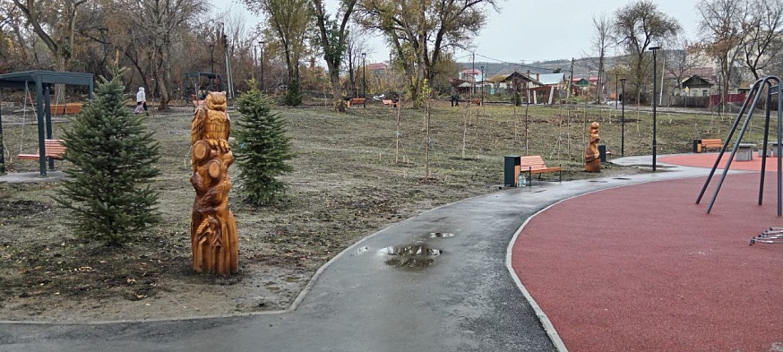 Сквер на Прессовой превратили в универсальную зону отдыха