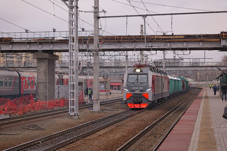 Министр транспорта ознакомился с ходом строительных работ железнодорожного вокзала