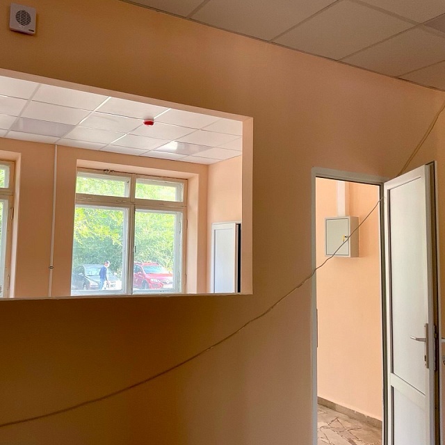 Балаковскую районную поликлинику капитально ремонтируют