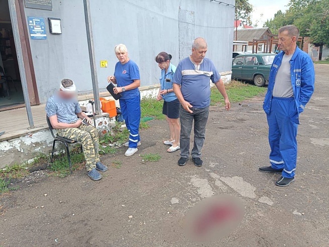 В Татищеве приставы спасли потерявшего сознание мужчину