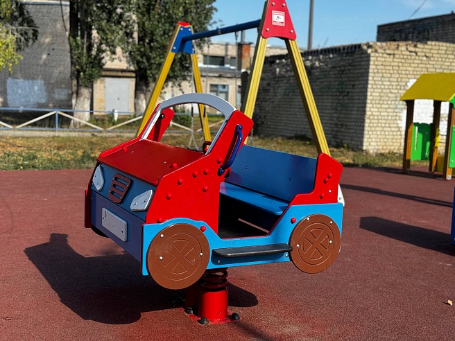 В Ртищеве благоустроили детскую и спортивную площадки