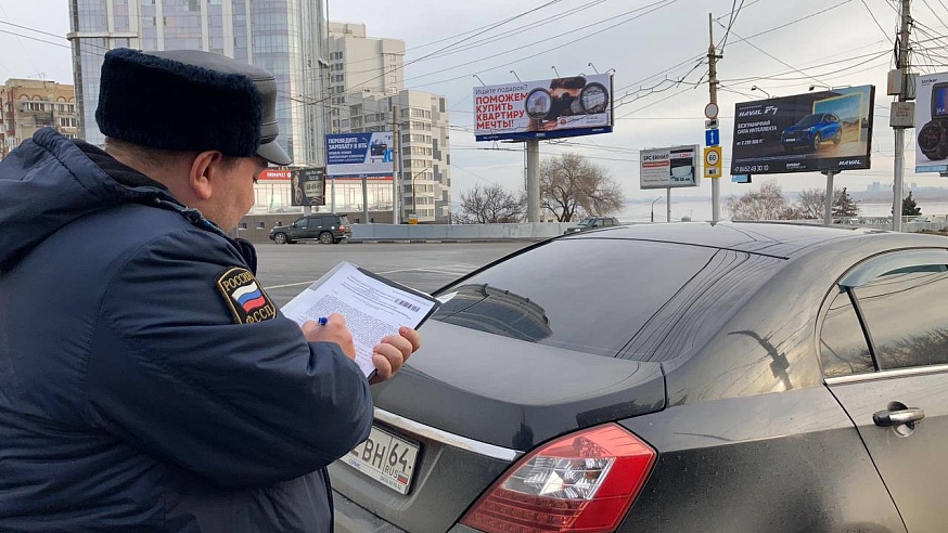 У саратовского автолюбителя арестовали иномарку за долг в 650 тысяч рублей 