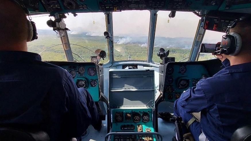 Саратовские летчики помогают тушить лесные пожары в Рязани