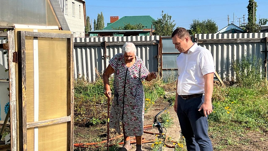 В Саратове и Энгельсе для жильцов поврежденных БПЛА домов развернули оперштабы