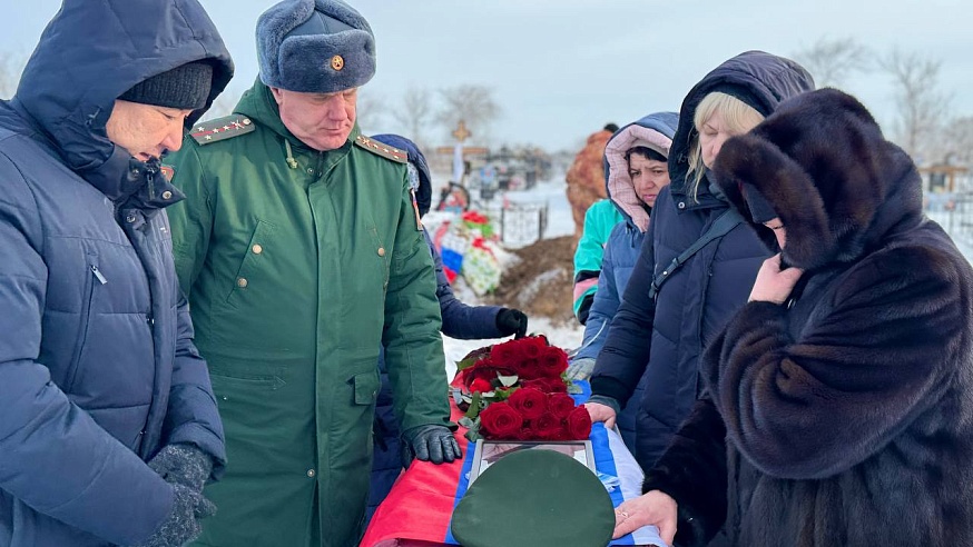 В Саратовской области простились с бойцами СВО Николаем Ананьевым и Андреем Марзаном