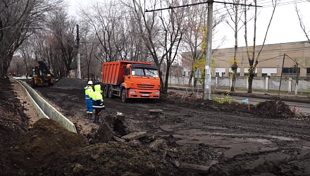 В Саратове продолжаются работы по реконструкции трамвайного маршрута № 3