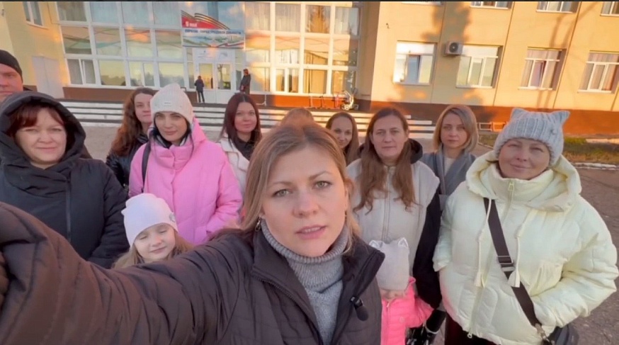 Жители Молодежного обратились к саратовцам, помогавшим отстоять строительство школы