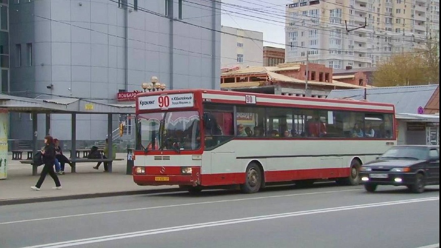 Саратовские чиновники проверили работу автобусов №90