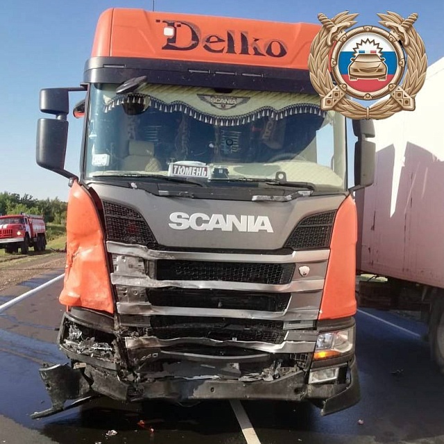  Два человека погибли в смертельном ДТП с грузовиком под Саратовом