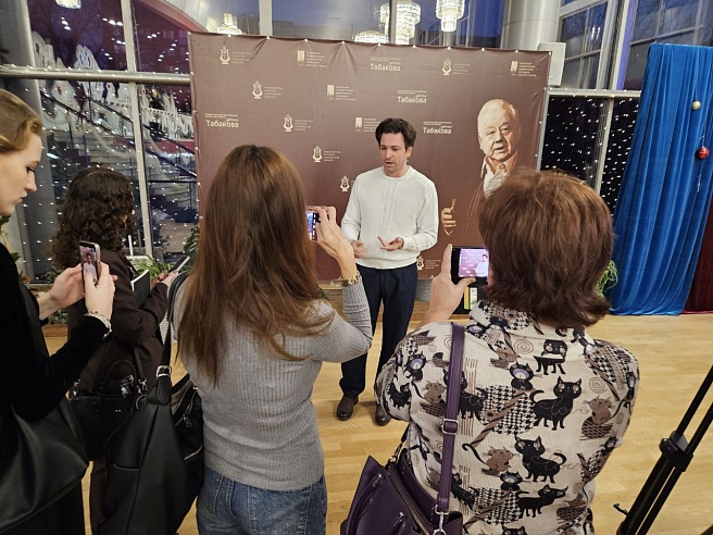 В Саратов приехал Сергей Безруков с "Дядей Ваней"