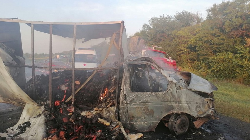 В ДТП под Саратовом в загоревшейся машине погиб водитель