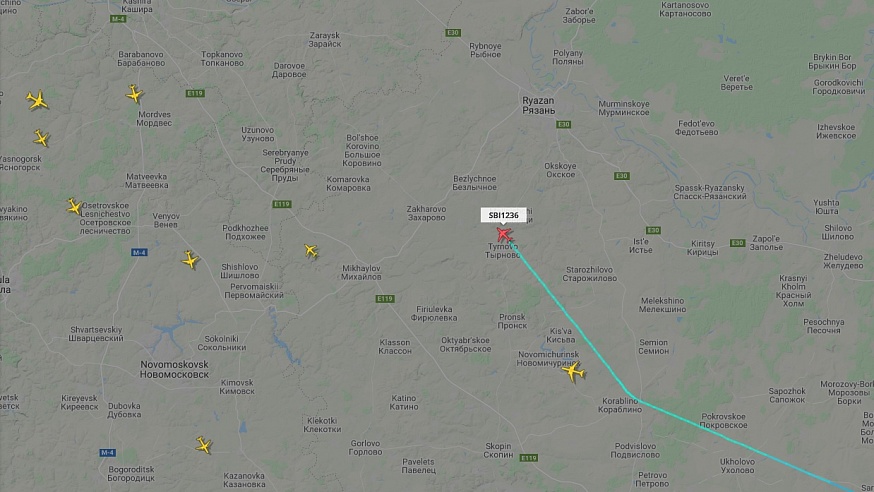 Пассажирский самолет Саратов – Москва подал сигнал тревоги