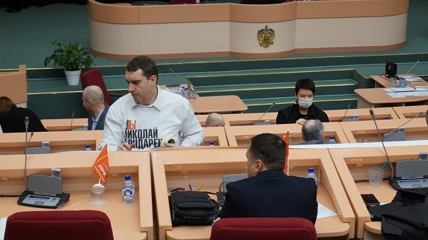 Николая Бондаренко лишили депутатского мандата Саратовской облдумы
