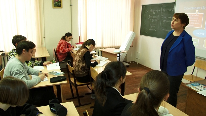 В школах Саратова на уроках ученики больше не достают телефоны