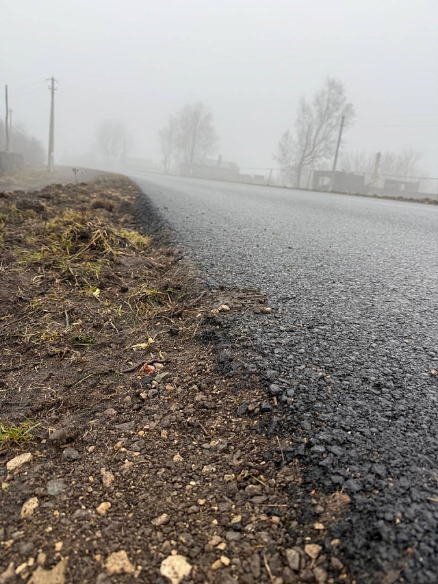 Ремонт 15-километровой трассы в Базарно-Карабулакском районе завершат на полгода раньше