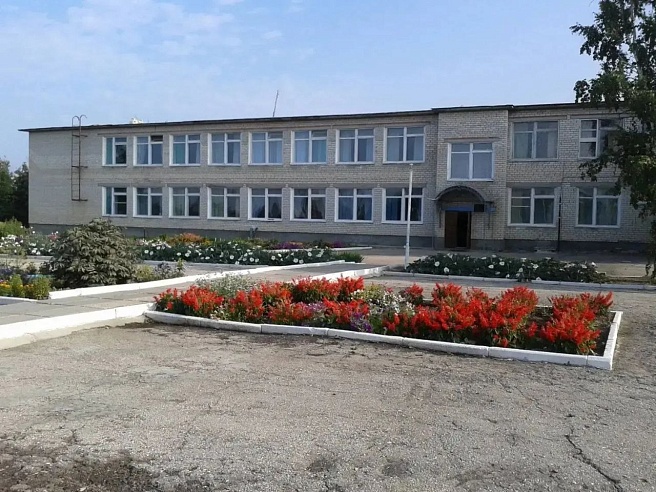 В трех школах Татищевского района улучшили качество воды