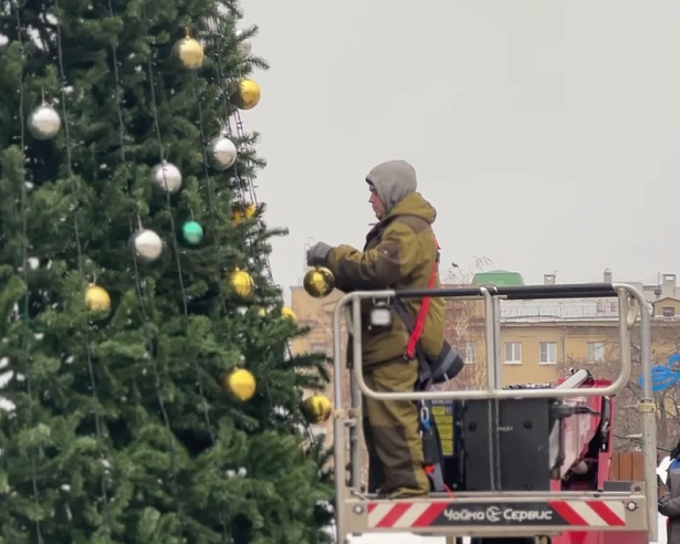 Новогоднее настроение пришло в Саратов