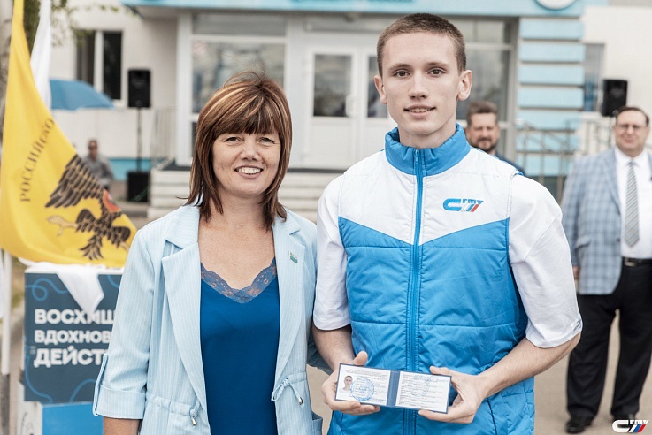 «Поехали!»: в саратовском аэроклубе прошла церемония посвящения в студенты первокурсников СГТУ