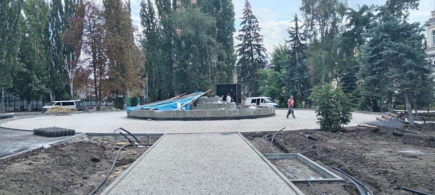 Новый фонтан на Ильинской площади Саратова откроют ко Дню города