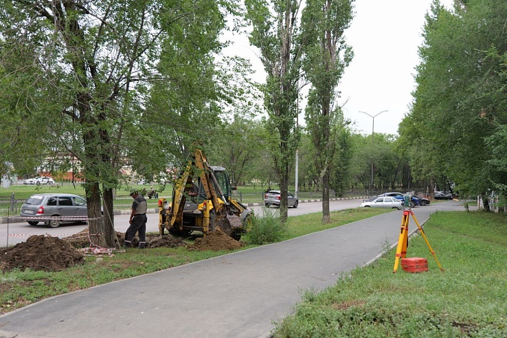 На проспекте Строителей завершается ремонт водопровода 