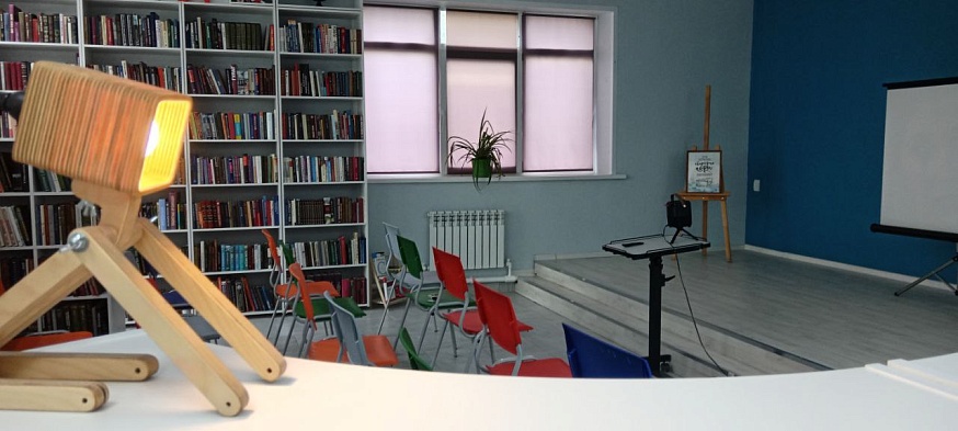 Жители Маркса выстроились в очередь в библиотеку