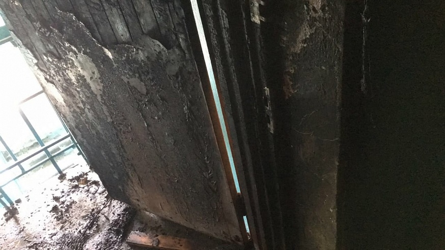 На пожаре в Балакове погибли хозяйка квартиры и неизвестный мужчина