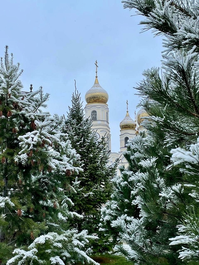 Володин поделился снимками заснеженного Иоанновского монастыря под Саратовом