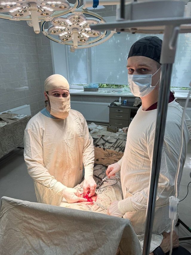 В Петровске хирурги спасли 94-летнего мужчину с паховой грыжей