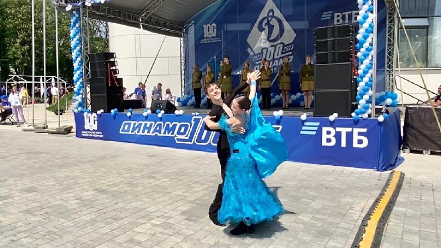 Музыкальный подарок из Саратовской области прозвучал на юбилее "Динамо"